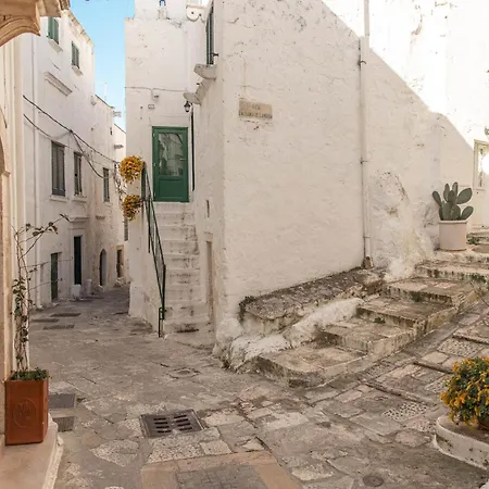 Design * Ostuni